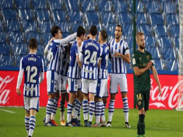 Soi kèo nhà cái trận Alaves vs Real Sociedad, 07/12/2020