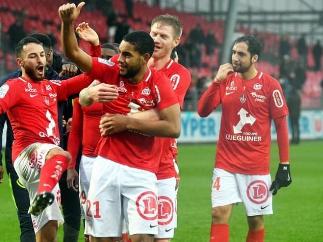 Soi kèo nhà cái trận Brest vs Reims, 13/12/2020