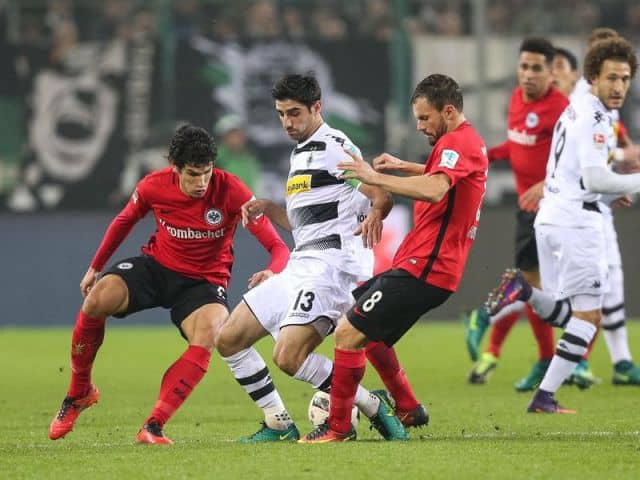 Soi kèo nhà cái trận Eintracht Frankfurt vs B. Monchengladbach, 16/12/2020