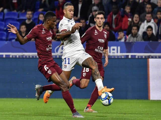 Soi kèo nhà cái trận Metz vs Lyon, 07/12/2020